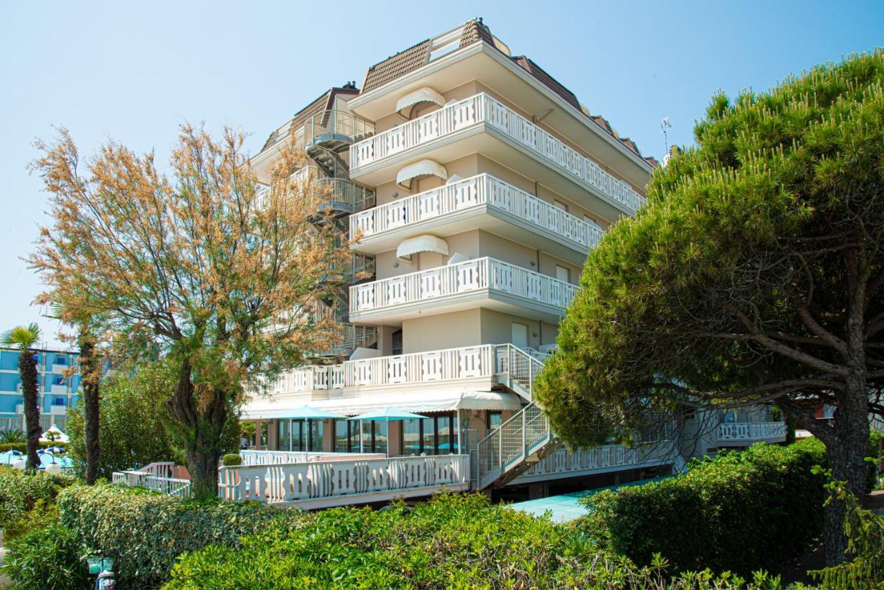 Hotel Savoy Caorle Exteriör bild