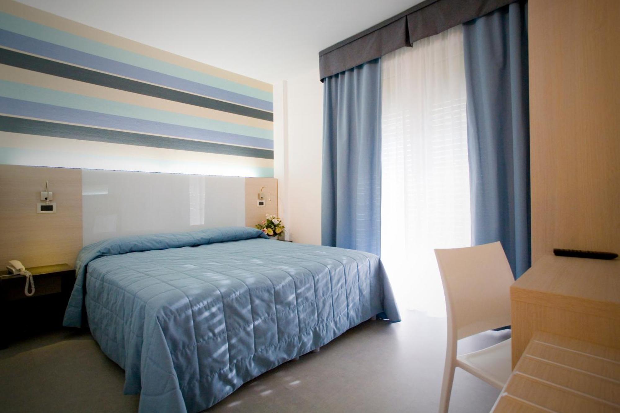 Hotel Savoy Caorle Exteriör bild