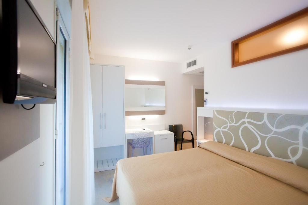 Hotel Savoy Caorle Rum bild